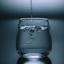 Astini Colonial Chrome & Black Ceramic Handle Kitchen Mixer Tap & Filter Kit -Household Goods Shop astini colonial chrome black ceramic handle kitchen mixer tap filter kit p35420 174422 image