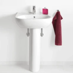 Villeroy & Boch O.novo 550x450 1th White Basin & Full Pedestal